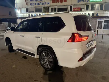Lexus LX 570 2015 года за 33 500 000 тг. в Алматы – фото 11