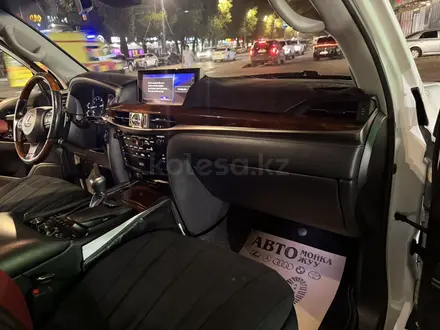 Lexus LX 570 2015 года за 33 500 000 тг. в Алматы – фото 15
