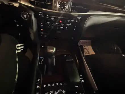Lexus LX 570 2015 года за 33 500 000 тг. в Алматы – фото 2