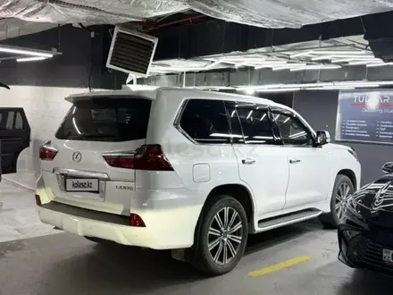 Lexus LX 570 2015 года за 33 500 000 тг. в Алматы – фото 23