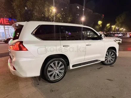 Lexus LX 570 2015 года за 33 500 000 тг. в Алматы – фото 6