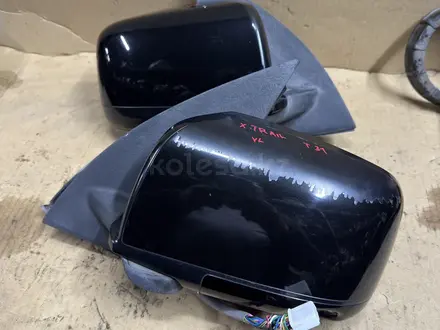 Зеркало X-Trail T31 за 30 000 тг. в Алматы