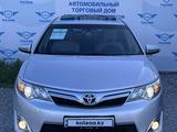 Toyota Camry 2012 года за 10 200 000 тг. в Шымкент – фото 2