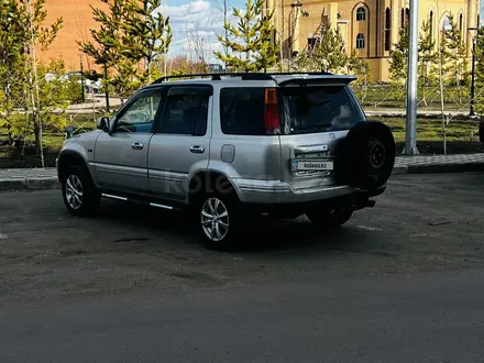 Honda CR-V 1998 года за 2 950 000 тг. в Петропавловск – фото 3