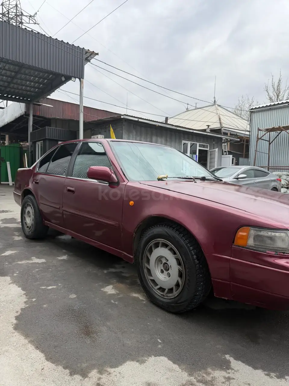 Nissan Maxima, 1989