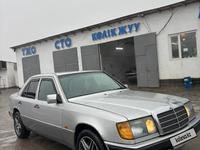 Mercedes-Benz E 200 1992 годаүшін2 100 000 тг. в Талдыкорган