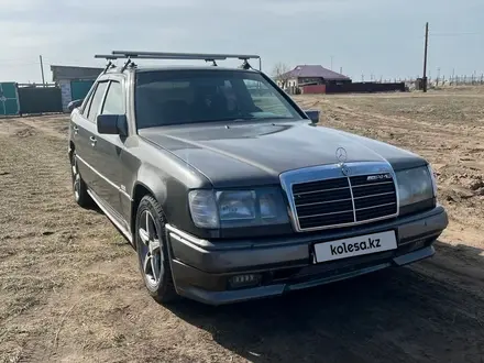 Mercedes-Benz E 260 1993 года за 1 150 000 тг. в Павлодар – фото 3