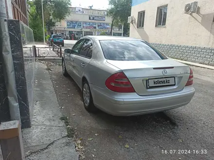 Mercedes-Benz E 220 2003 года за 4 500 000 тг. в Тараз – фото 9