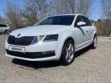 Skoda Octavia 2018 года за 8 000 000 тг. в Усть-Каменогорск – фото 2