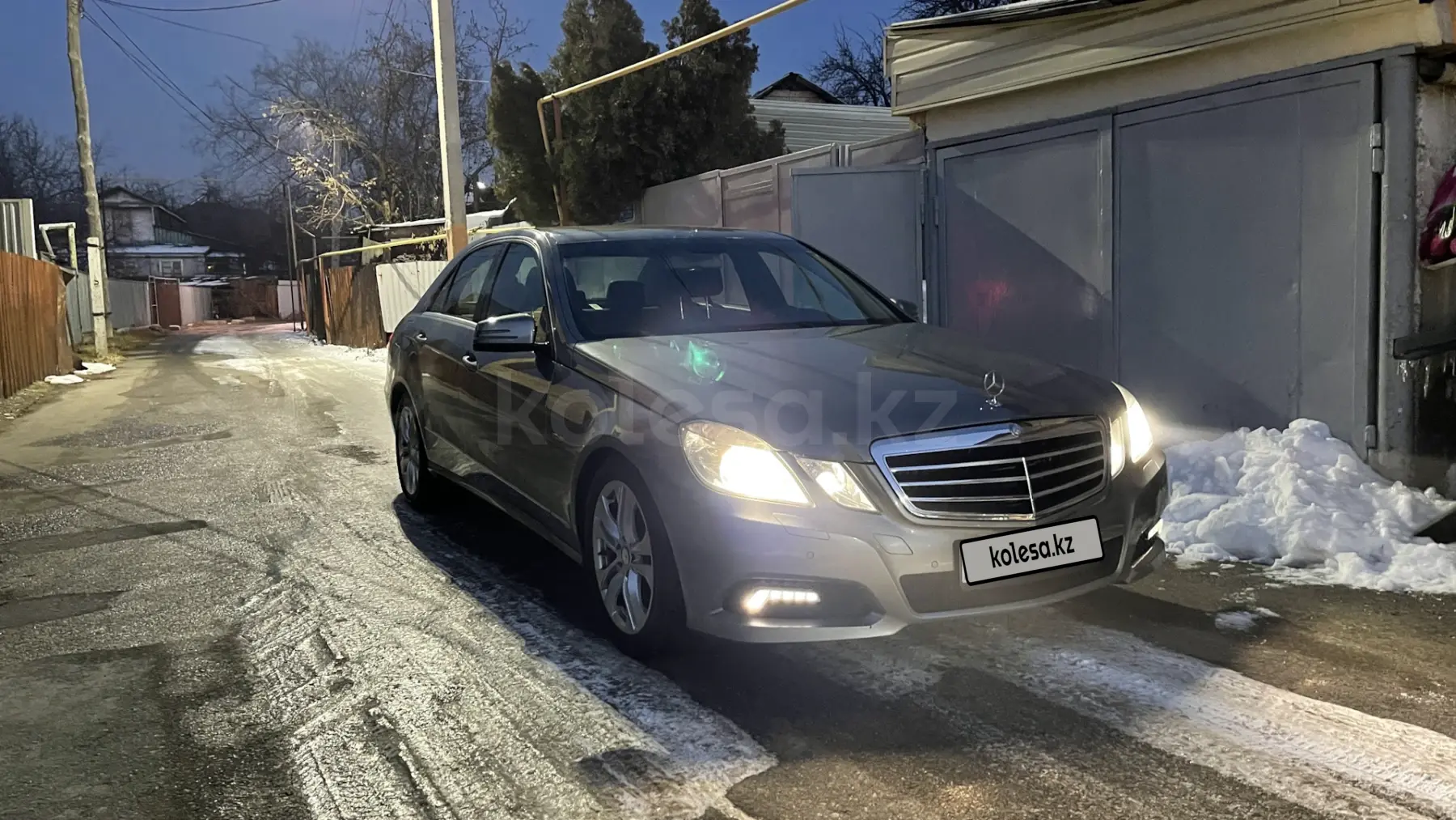 Mercedes-Benz E-Class, 2010