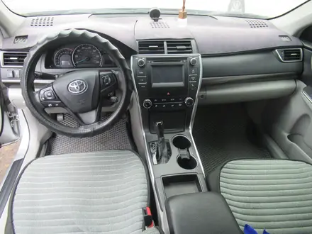 Toyota Camry 2015 года за 7 901 000 тг. в Актобе – фото 9