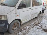 Volkswagen Transporter 2003 года за 2 790 000 тг. в Атырау – фото 5