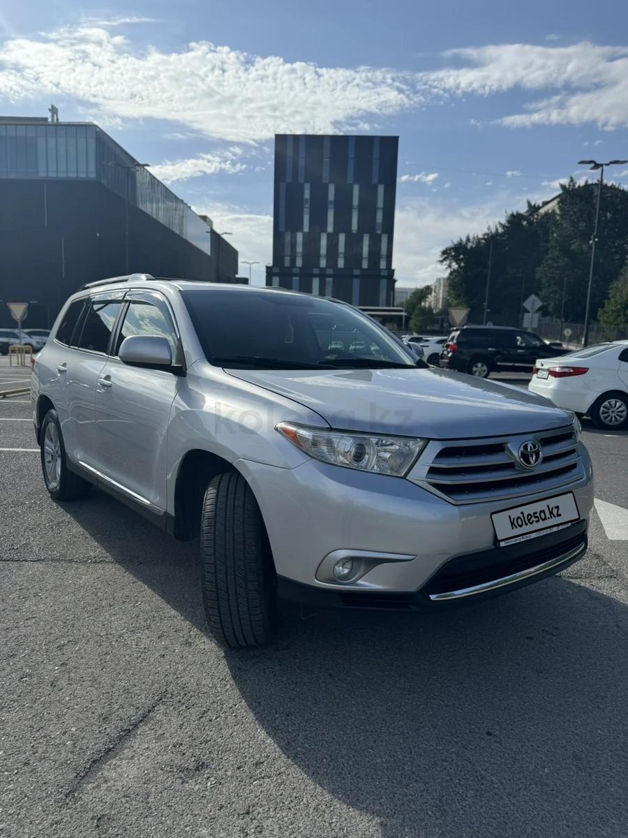 Toyota Highlander 2012 г.