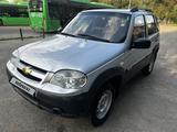 Chevrolet Niva 2014 года за 3 650 000 тг. в Алматы – фото 2