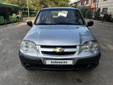 Chevrolet Niva 2014 года за 3 650 000 тг. в Алматы – фото 4