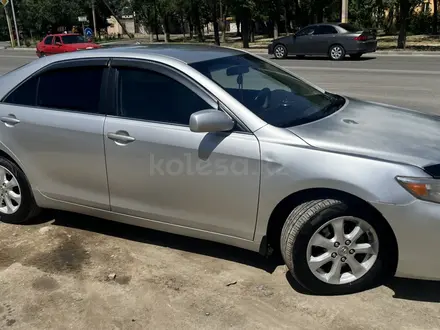 Toyota Camry 2011 года за 6 500 000 тг. в Тараз – фото 2