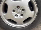 Mercedes-Benz E 280 2001 годаfor5 000 000 тг. в Кызылорда – фото 3
