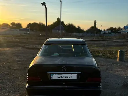 Mercedes-Benz E 280 1994 года за 1 500 000 тг. в Алматы – фото 4