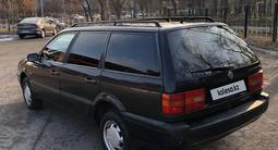 Volkswagen Passat 1994 годаfor1 750 000 тг. в Тараз