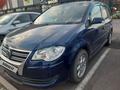 Volkswagen Touran 2008 года за 3 800 000 тг. в Астана – фото 10