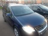 Volkswagen Touran 2008 года за 3 800 000 тг. в Астана – фото 4