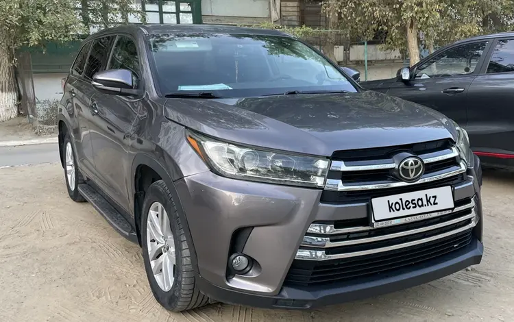 Toyota Highlander 2016 года за 14 600 000 тг. в Астана