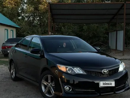 Toyota Camry 2013 года за 5 900 000 тг. в Уральск