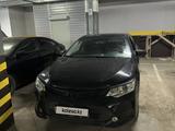 Toyota Camry 2015 годаfor11 200 000 тг. в Астана