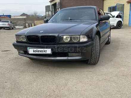 BMW 728 1997 года за 3 300 000 тг. в Караганда – фото 2