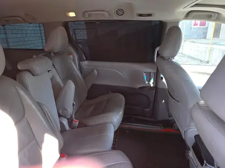 Toyota Sienna 2016 года за 15 000 000 тг. в Алматы – фото 8