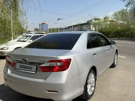 Toyota Camry 2014 года за 11 200 000 тг. в Алматы – фото 3