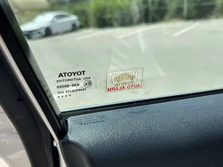 Toyota Camry 2014 года за 11 200 000 тг. в Алматы – фото 12