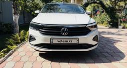 Volkswagen Polo 2021 года за 6 595 000 тг. в Алматы – фото 2