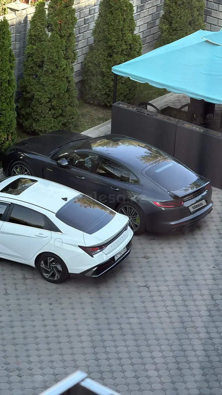 Порше Panamera, 2018