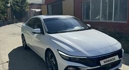 Hyundai Elantra 2023 года за 8 500 000 тг. в Актобе – фото 2