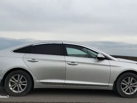 Hyundai Sonata 2015 года за 4 700 000 тг. в Экибастуз – фото 2