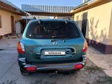 Hyundai Santa Fe 2001 года за 3 300 000 тг. в Шолаккорган – фото 2