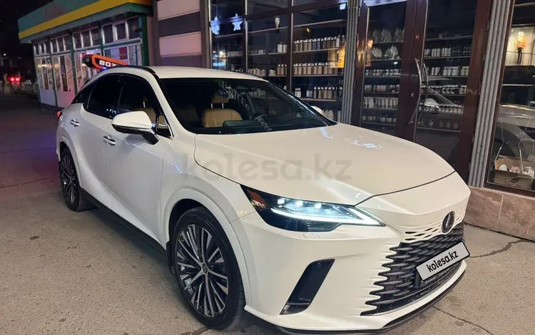 Lexus RX 500h 2023 года за 38 000 000 тг. в Алматы