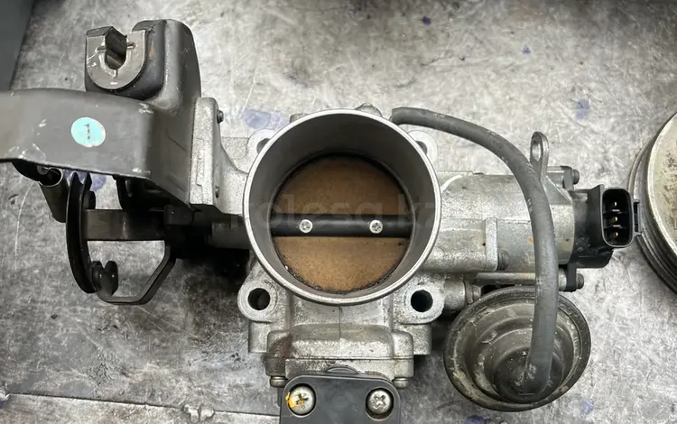 Привозная дроссельная заслонка TOYOTA LEXUS за 2 000 тг. в Алматы