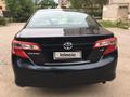 Toyota Camry 2014 года за 6 500 000 тг. в Актобе – фото 6