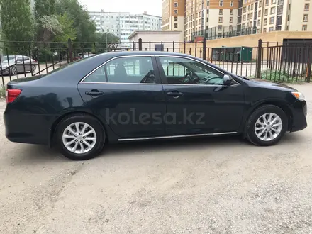 Toyota Camry 2014 года за 6 500 000 тг. в Актобе – фото 7