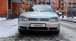 Volkswagen Golf 2001 годаүшін2 900 000 тг. в Алматы