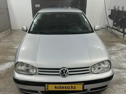 Volkswagen Golf 2000 года за 2 200 000 тг. в Актау