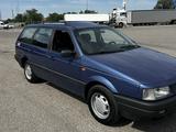 Volkswagen Passat 1993 годаүшін1 800 000 тг. в Алматы – фото 2