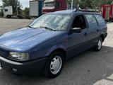 Volkswagen Passat 1993 годаүшін1 800 000 тг. в Алматы – фото 5