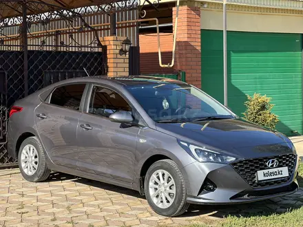 Hyundai Accent 2021 года за 7 500 000 тг. в Уральск – фото 3