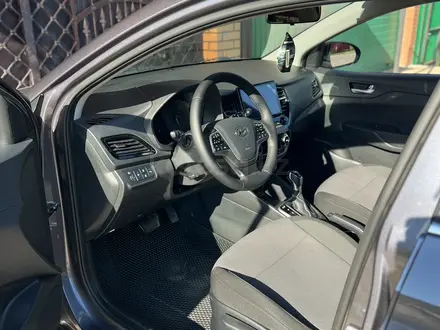 Hyundai Accent 2021 года за 7 500 000 тг. в Уральск – фото 13
