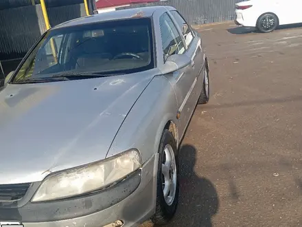 Opel Vectra 1996 года за 950 000 тг. в Шымкент – фото 4