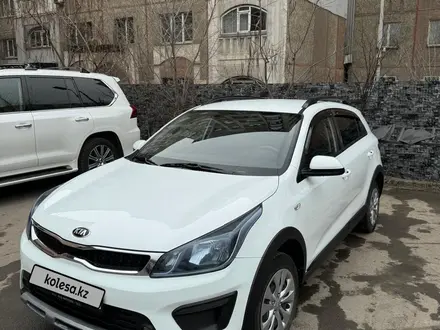 Kia Rio X-Line 2019 года за 7 800 000 тг. в Алматы – фото 2