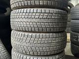 225/60R17 DUNLOP WINTER MAXX SJ8. за 120 000 тг. в Алматы